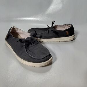 Hey Dude Women's Wendy Chambray Sz 10